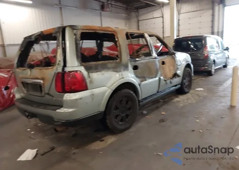 2005 Lincoln Navigator z USA, uszkodzony, nr VIN 5LMFU27505LJ15224